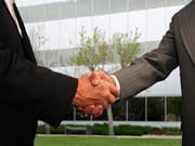 lores_handshake_agree_deal_business_mb